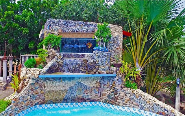 Punta Aguila Resort & Hotel