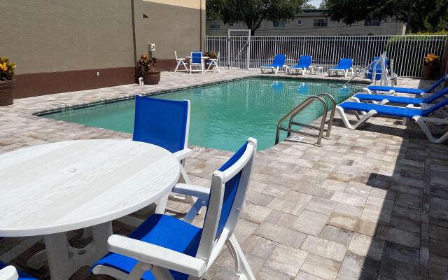 Best Western Tampa