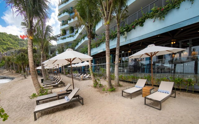 Flamingos Cat Ba Resort Apartment