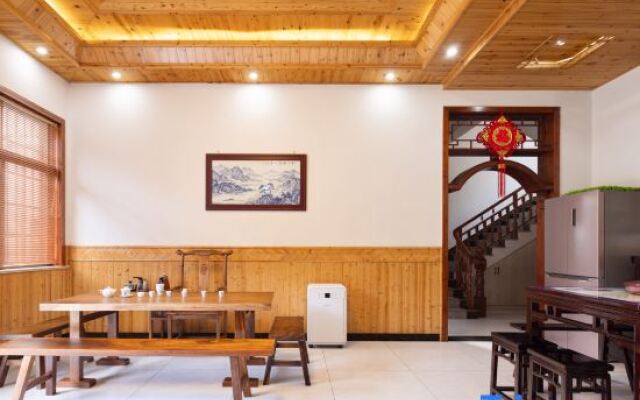Guling Dingjia Courtyard Homestay