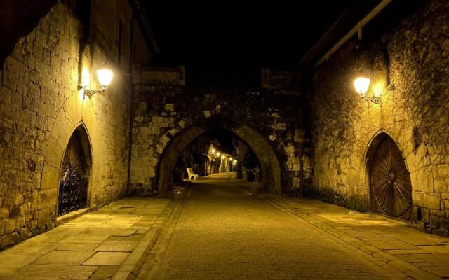 Apartamentos Torreones de Cartes