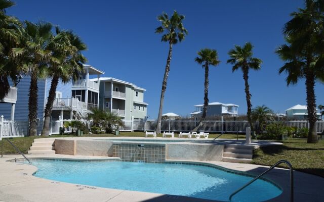 Spinnaker House - Four Bedroom Home