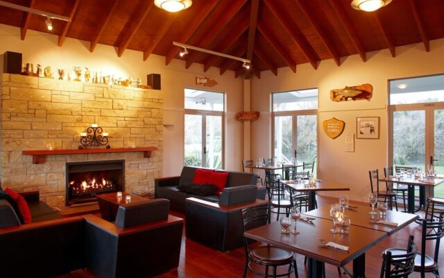 Twinlake Villas