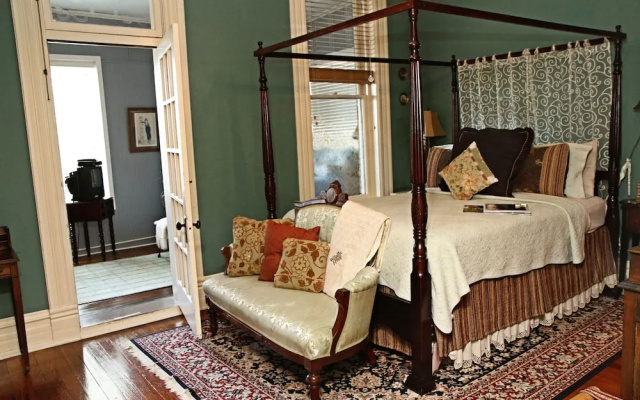 1890 Williams House Inn - фото 4
