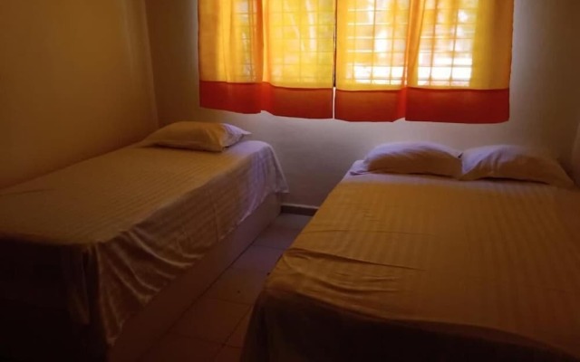 Las Palmas Hostal - Hostel