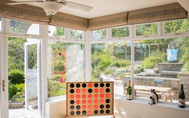 The Grange Guesthouse, Cefn-Coed