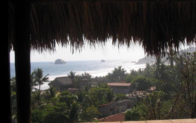 La Loma Linda: Bungalows, Yoga and Feldenkrais