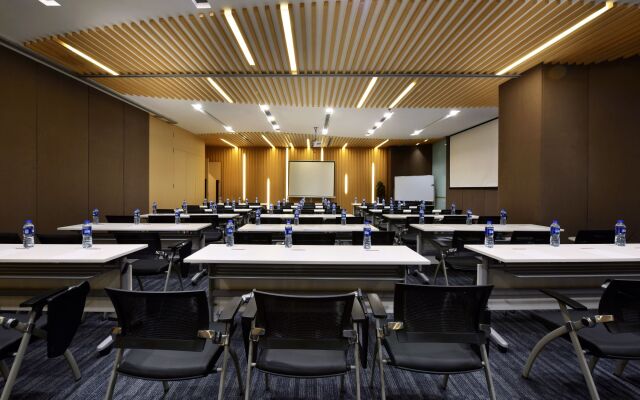 Atour Hotel Zhongshan Square Dalian