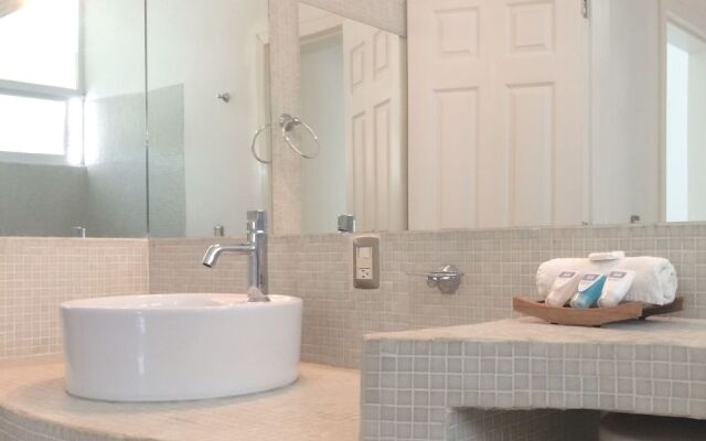 Nasim Condo Hotel acceso Gratis Beach Club, a metros 5th Avenida