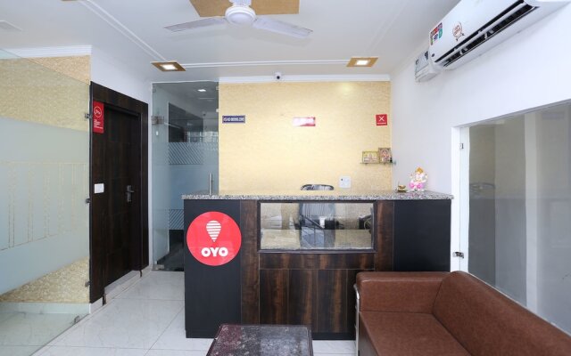 OYO 9147 Hotel Aerostay