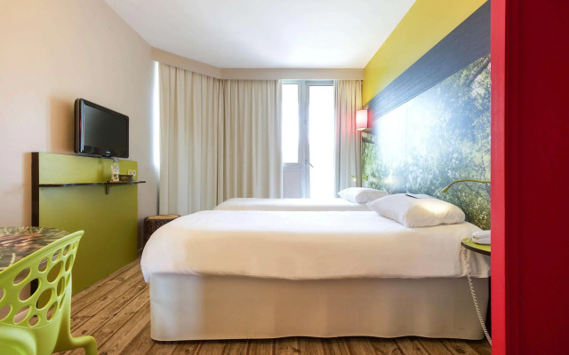 Ibis Styles Dax Center