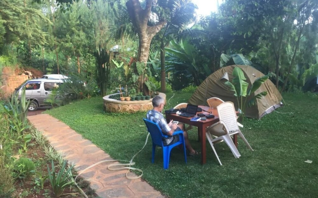 David Crater Homestay