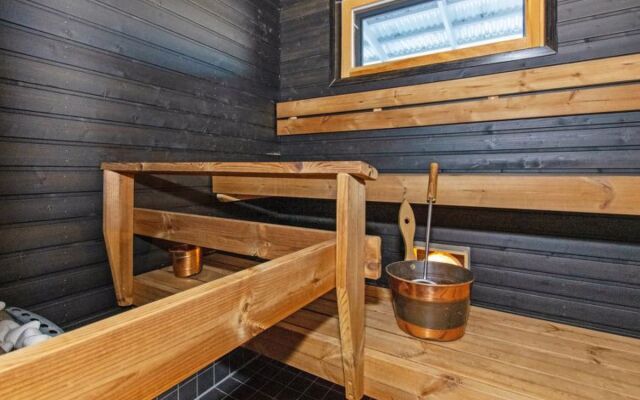 Skivillas 78 ukkohalla (2)