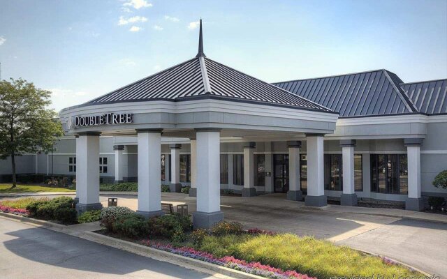 DoubleTree by Hilton Hotel Detroit - Novi