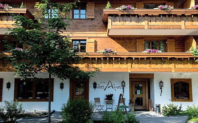 Hotel des Alpes by Bruno Kernen