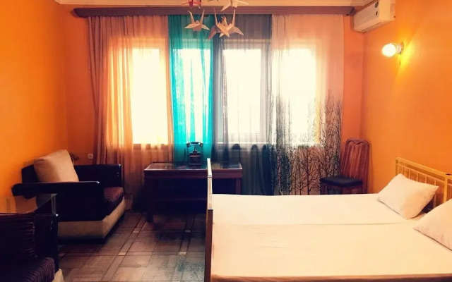 Zebra Hostel & Tours
