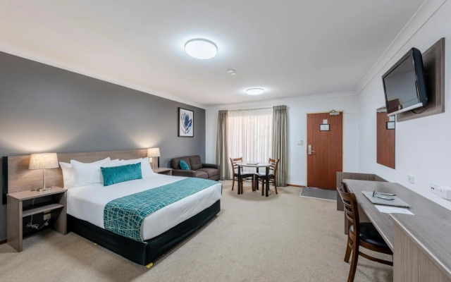 Best Western Plus Ambassador Orange