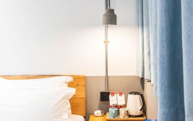 Xihu Yingxiu Xinsu Guesthouse