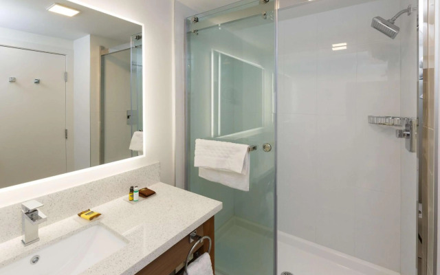 Executive Residency by Best Western Calgary City View North