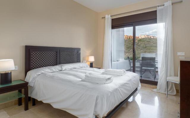 2147-Beautiful 2 bedrooms with sea view