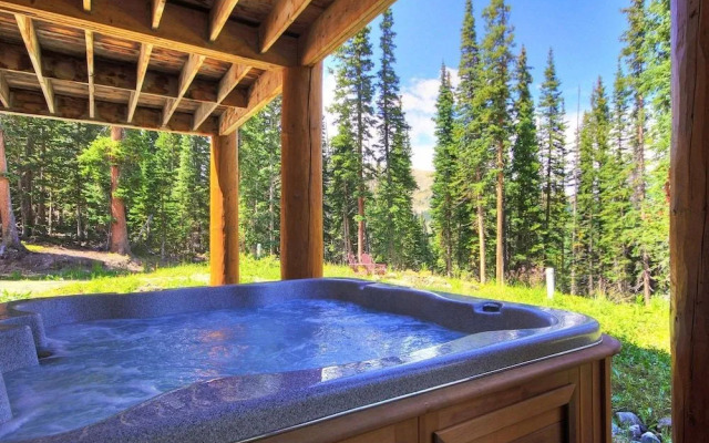 Timber Ridge Lodge by RedAwning