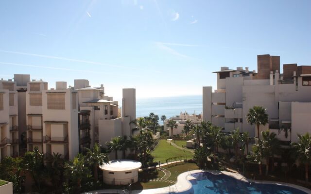 3 Bedroom Apartment With Private Pool