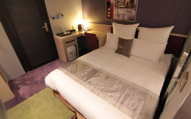 V one Hotel