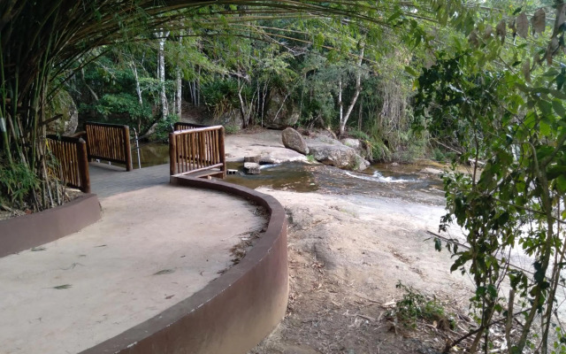 parque das cachoeira chale 2