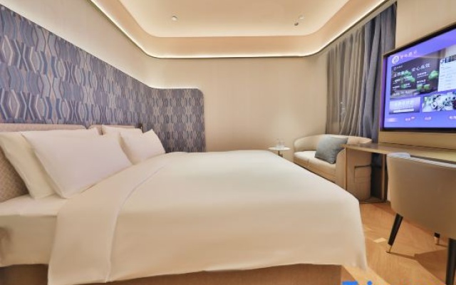 Huazhu - xinyi standard 1 bed room(Street view) — фото 2