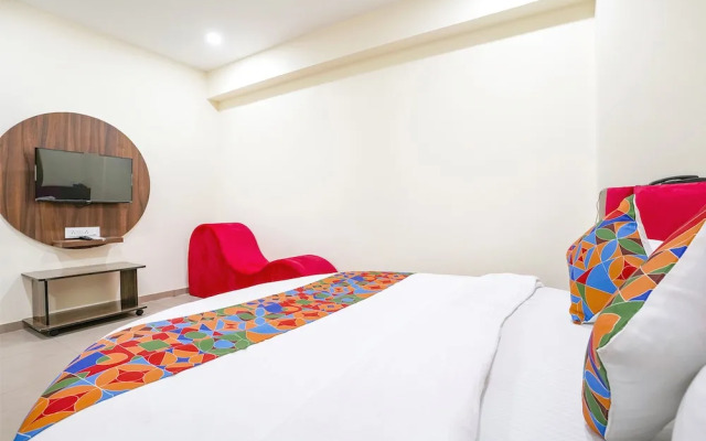 Fabhotel Hill Park I