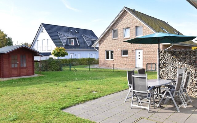 Scenic Holiday Home in Zierow with Fenced Garden