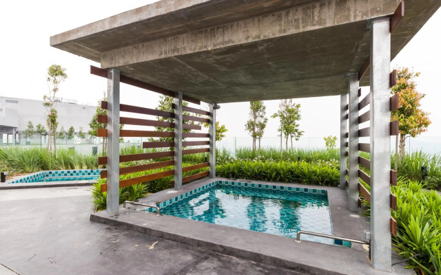 Ekocheras By Power Home