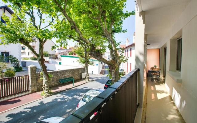 Welkeys - Rue Michelet Apartment