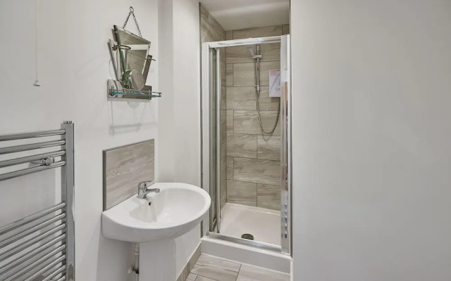 Abbey Court Apartment