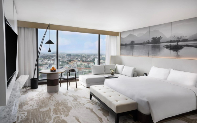 Crowne Plaza Vinh Yen City Centre – Guest Rooms – Vinh Yen