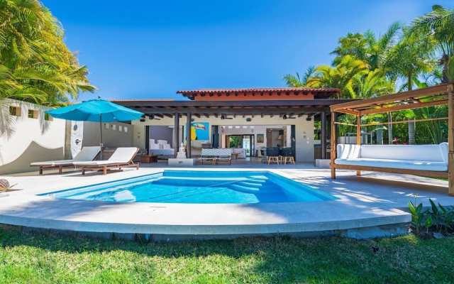 Sunny Vacation Villa 46