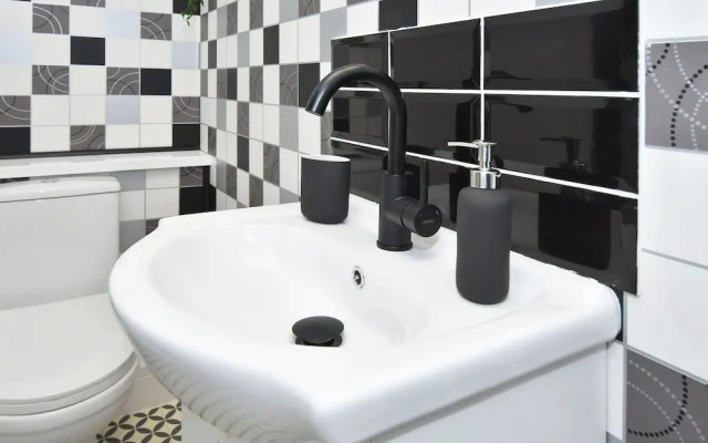 Townhouse @ 42 Minshull New Road Crewe