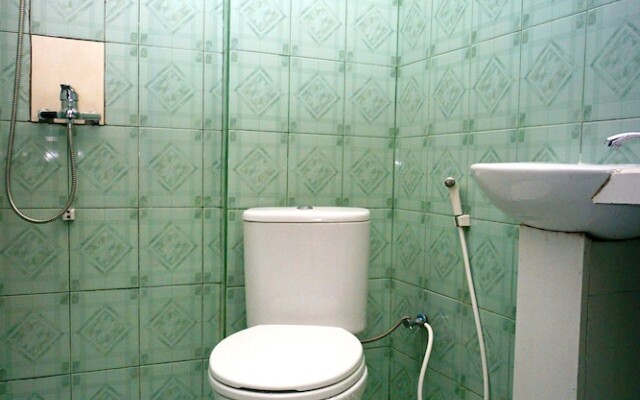 MIM Guest House Syariah by OYO Rooms