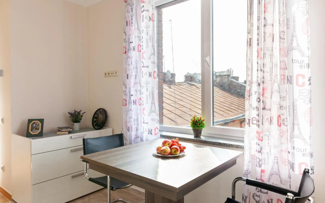 Regrand apartment on Kulisha 47a