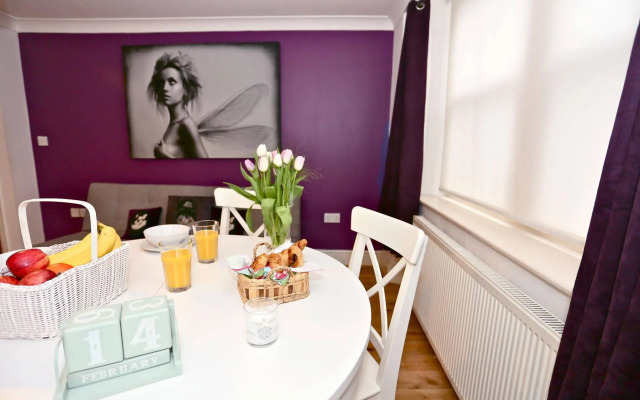 Short Lets in London - Angel