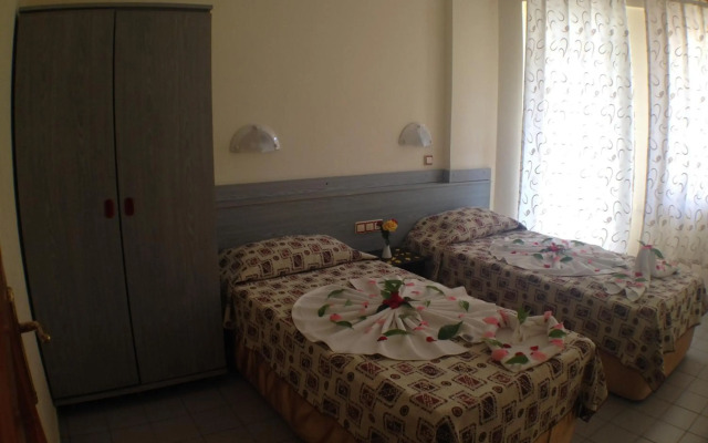 Semiz Apart Hotel