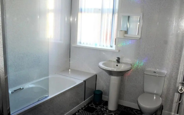 96 Tennent St Guest House New