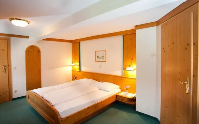 Landhotel Lacknerhof