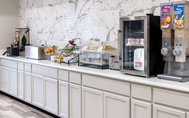 Baymont by Wyndham Budd Lake