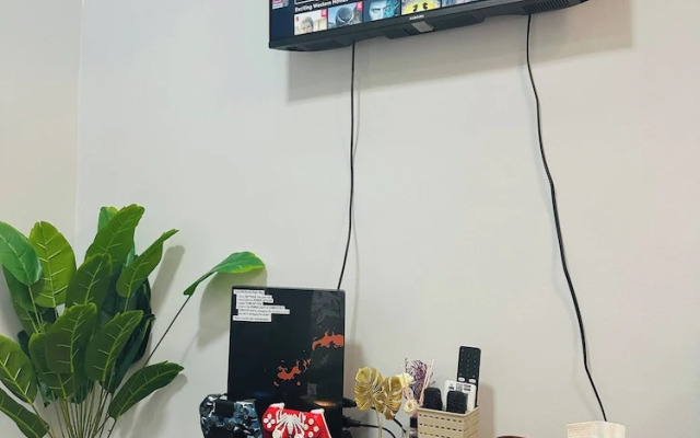 Cozy Staycation With Netflix, Pool, Ps4, Board Games