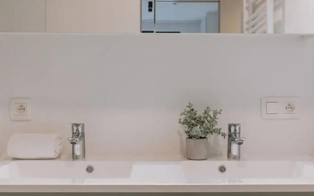 New and Modern Apartment in Nieuwpoort With Terrace