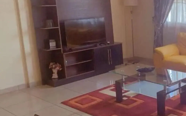 Appart'hôtel Micheline Suites Bastos