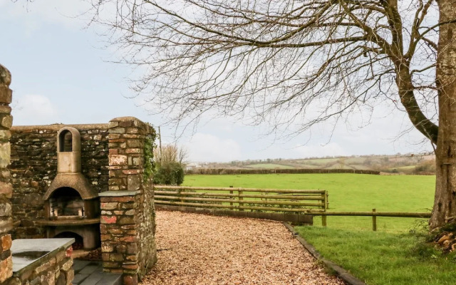 Littleham Court Cottage