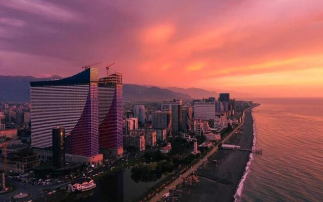 2 komnatnye apartamenty ljuks,vid more,gory,gorod.