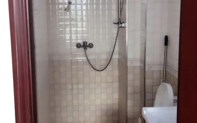 Kaixuan Shidai Family Apartment